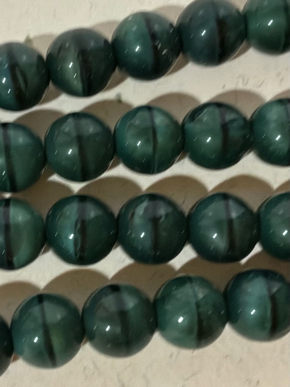 50 Vintage cats eye large beads